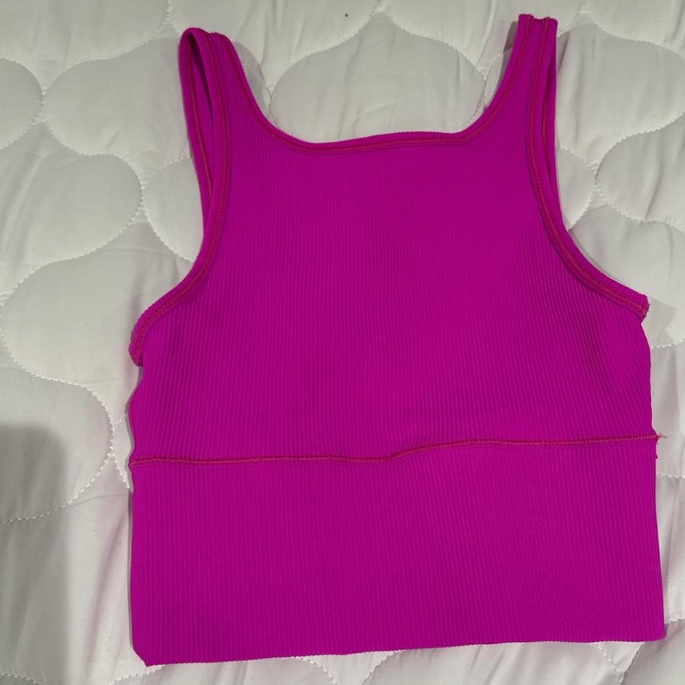 Lululemon pink tank